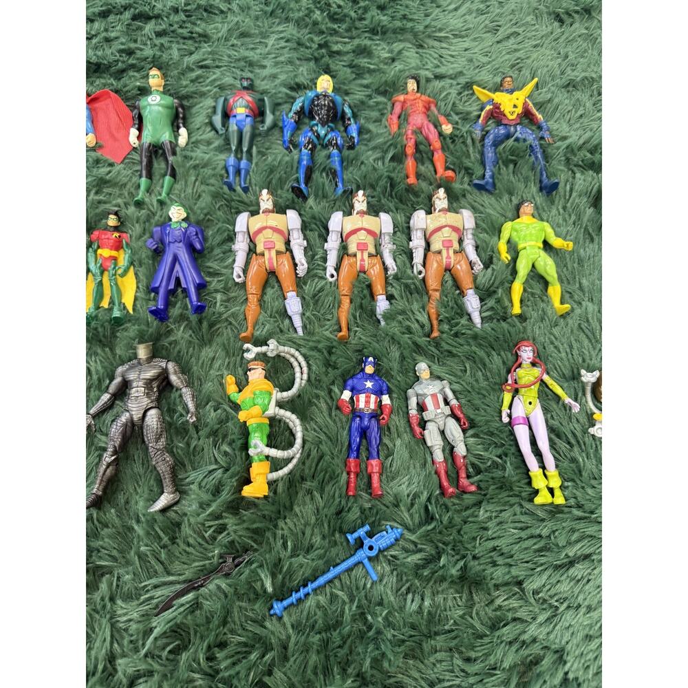 Vintage DC Marvel Comics Action Figures Lot 1990s Loose Superhero Villain Toy - Picture 6 of 7